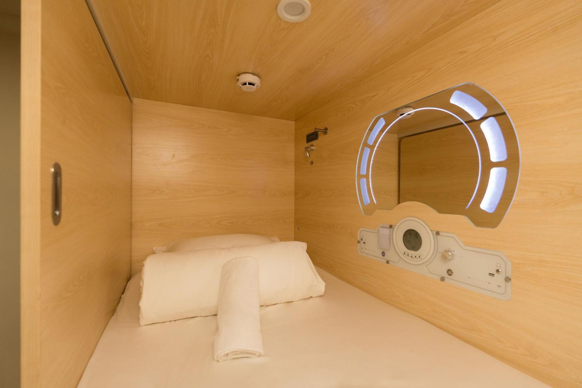 Luma Nest Capsules
