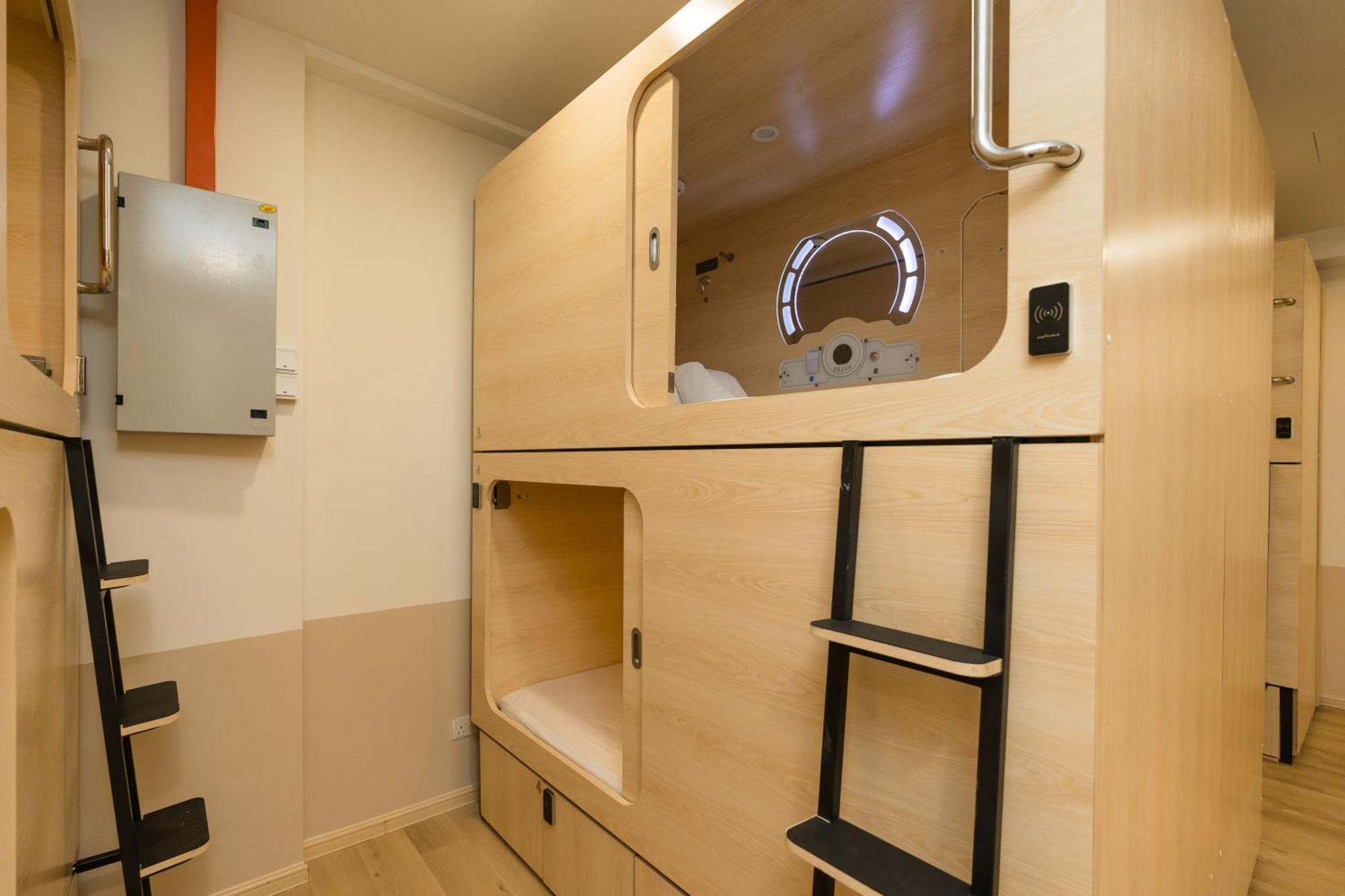 Luma Nest Capsules Hotel kapsul